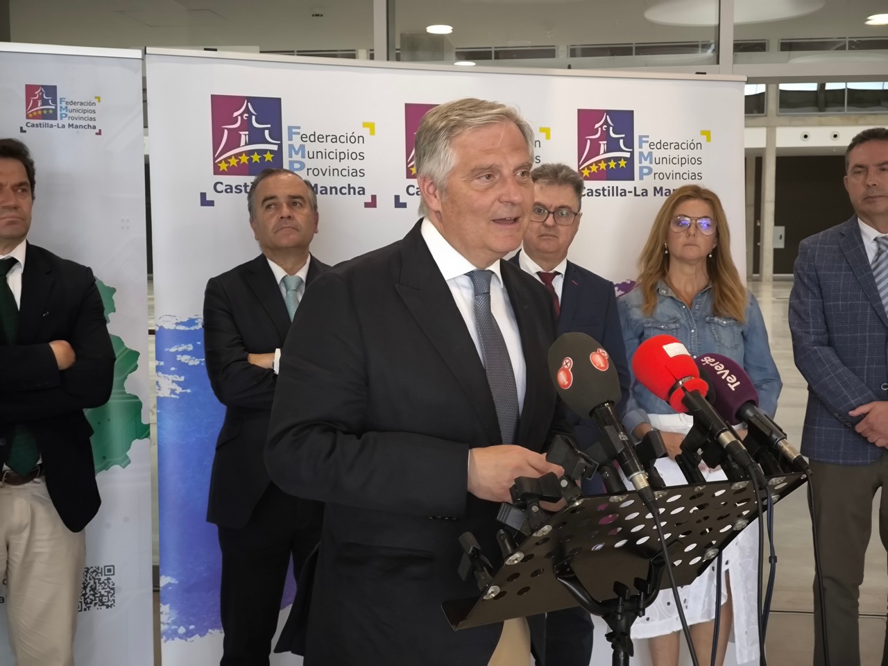 Acercándonos a la inteligencia artificial en la administración local de Castilla-La Mancha