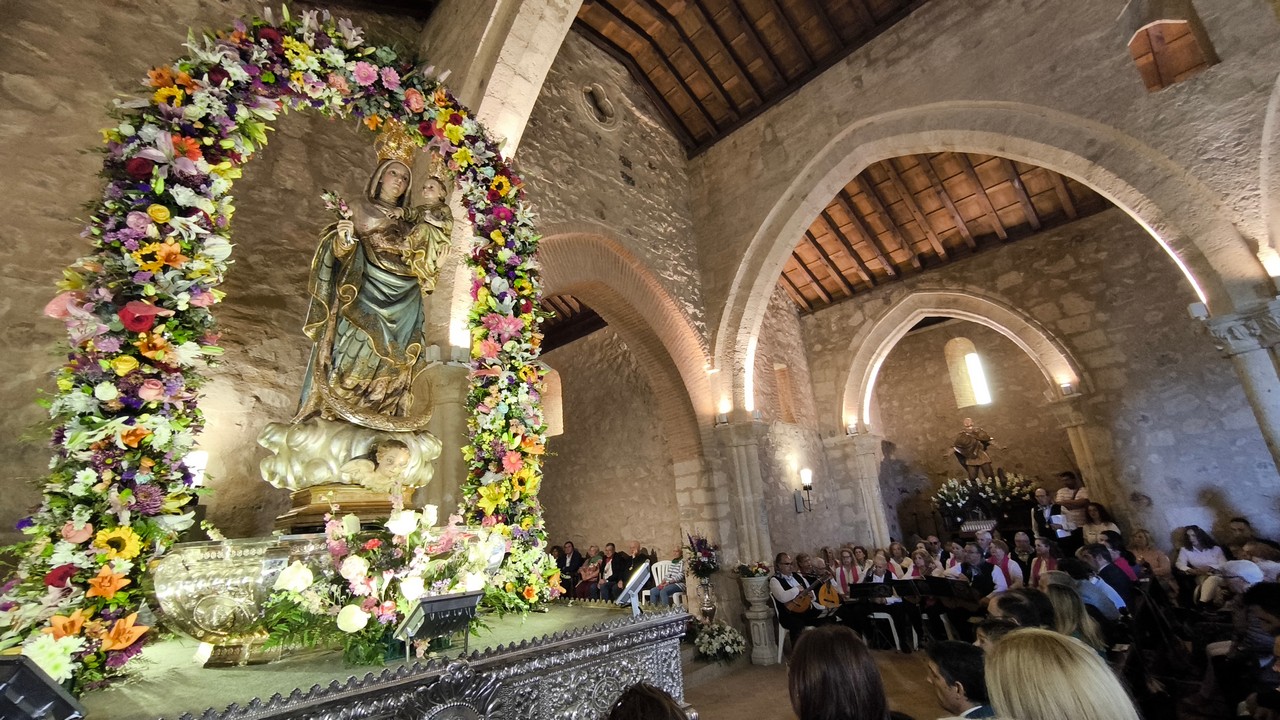 Virgen de AlarcoS