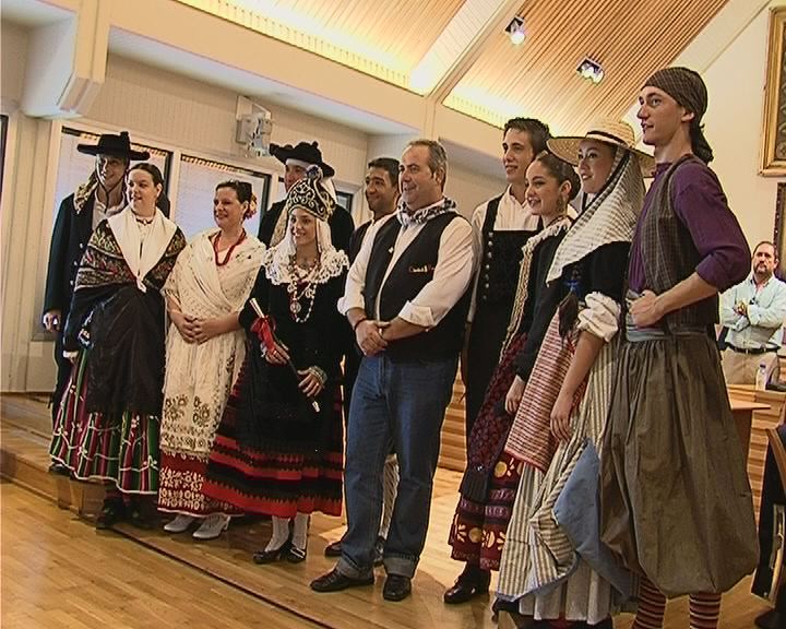 Ricardo Peral con los participantes en el Festival de la Seguidilla