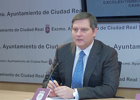 Francisco Cañizares en rueda de prensa