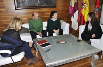Alcaldesa, Rosa Romero