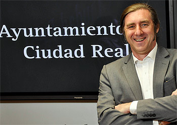 El concejal de Cultura, Pedro Lozano, en rueda de prensa