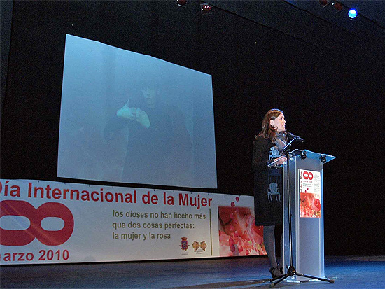 La alcaldesa en el acto del Día de la Mujer