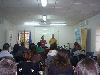 Los jóvenes durante el curso de voluntariado