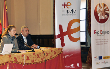 Los 120 alumnos del proyecto Red-Empleo se forman en itinerarios de inserción laboral en nuevos yacimientos de empleo en una jornada organizada por el Impefe