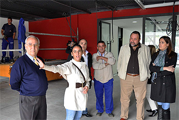 La alcaldesa visitando las obras del nuevo centro cívico