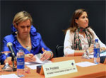 Alcaldesa con presidenta de donantes de sangre